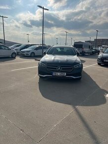 Mercedes Benz E220d 2021 140t km