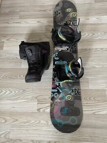 Dětský snowboard 130 cm + boty na snowboard vel. 36-37