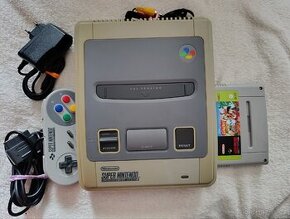 SNES Super Nintendo + Hra