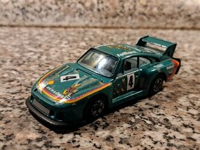 Model Porsche 935 TT Vailant od Bburago