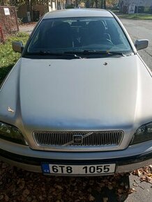 Volvo V40 kombi 1, 9 td