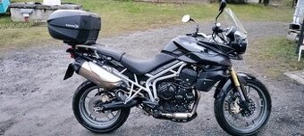 Triumph Tiger 800