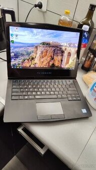 DELL Alienware 13 R3