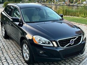 Volvo XC60 2.4D 4x4 5.VÁLEC 120KW MANUÁL 1.MAJITEL SENZORY