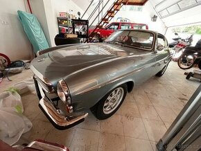 Volvo P1800S po renovaci - TOP