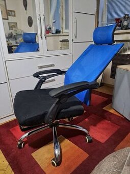 Sleva Ergonomická židle s podnožkou