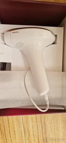 Epilátor Philips Lumea IPL 7000 SC1997/00