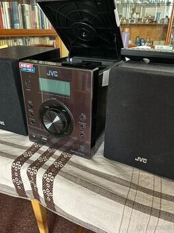 JVC radio s repráky
