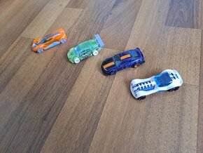 Hot Wheels autíčka 4 ks II.