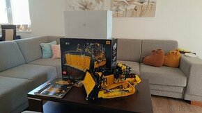 LEGO Buldozer Cat® D11 ovládaný aplikací 42131