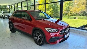 MERCEDES BENZ GLA 250i 2022 v tovární záruce TOP 37000km