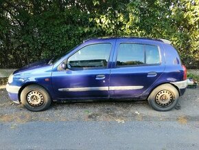 Renault Clio 2001