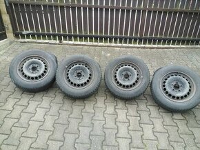 185/65 R15 Falken Eurowinter HS01