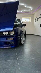 BMW E30 2.8i 142Kw