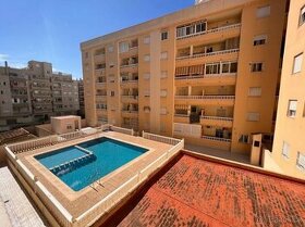 Apartmán s výhledem na bazén Torrevieja, ES