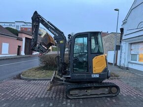 Pásový bagr Minibagr Volvo ECR35D rv2017 CAT Kubota takeuchi