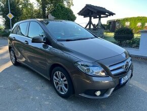 Mercedes Benz B200