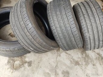 285/45 R21 - PNEU  - 4KUSY