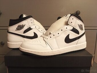 Air Jordan 1 Mid - Vel. 42 NOVÉ