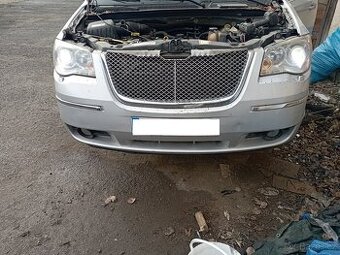 CHRYSLER GRAND VOYAGER V..PŘEDEK Z RV 2009 XENONY APOD. KO