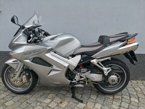 Honda Vfr 800 vtec 2006 - 1