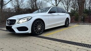 Mercedes Benz C220 125kw AMG line 4matic 9G FULL led