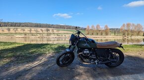 Moto guzzi v7 III