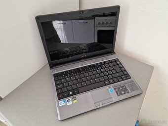 Acer Aspire 3810TZ na filmy internet kancelářske práce diagn