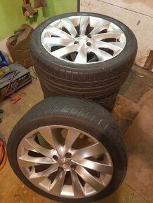 7,5Jx17 ET35 235/40 R17 - 1