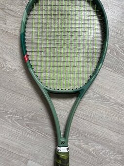 Yonex Percept 100” 300 gramů, Grip 3