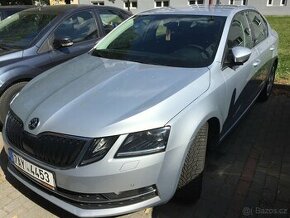 Škoda Octavia 3, 1,6 TDi, Style, ČR, nehavarováno - 1