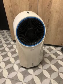 Mobilní klimatizace De'Longhi EV 250.WH