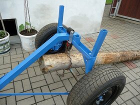 Vyvážečka klád za malotraktor-čtyřkolku-SUV