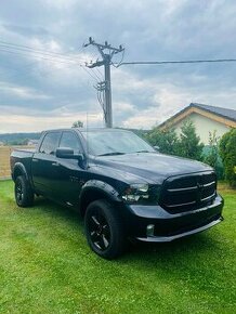 Prodám Dodge RAM 1500 5.7 HEMI 2018 - 1