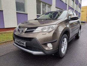 Toyota RAV4 2,2 D4-D AWD / servis / ČR /