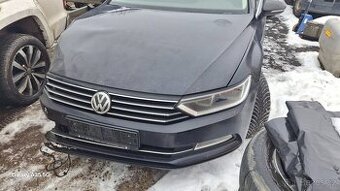 Prodám lehce havarovaný Volkswagen Passat  B8