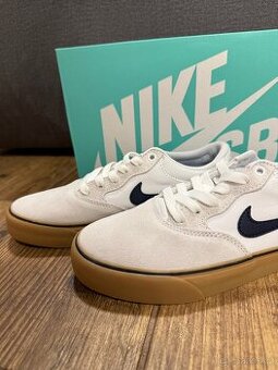 Nike SB velikost 38