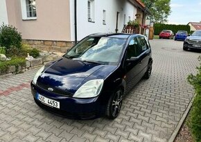 Ford Fiesta 1,3i / 51 KW Klima benzín