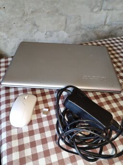 Notebook Lenovo ideapad 750GB - 1