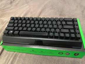 Prodám bezdrátovou herní klávesnici Razer Blackwidow V3 MINI