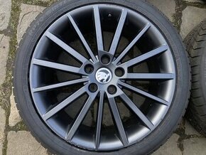 Alu kola ŠKODA OCTAVIA TURINI 18" 5x112 zimní 225/40R18