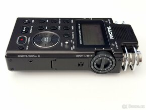 TASCAM DR-100MKII ruční hi-res digitální audiorekordér