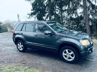 Suzuki Grand Vitara 1,9 DDiS rok 2012 4x4 95KW