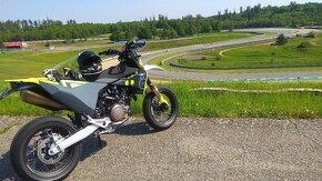 Husqvarna 701 Supermoto 2023