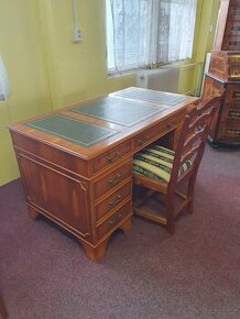 Starožitný psací stůl s židlí - 1