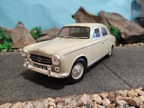 prodám model 1:18 Peugeot 403 berline grand luxe 8cv 1964