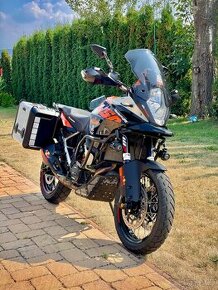 KTM 1050 ADVENTURE