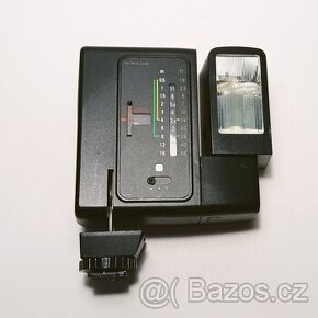 Sunpak Auto 124, externí blesk na fotoaparát