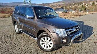 MITSUBISHI PAJERO 3.2DI-D 147KW / ČR / TOP STAV - 1