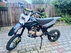 Stomp Z3 140ccm